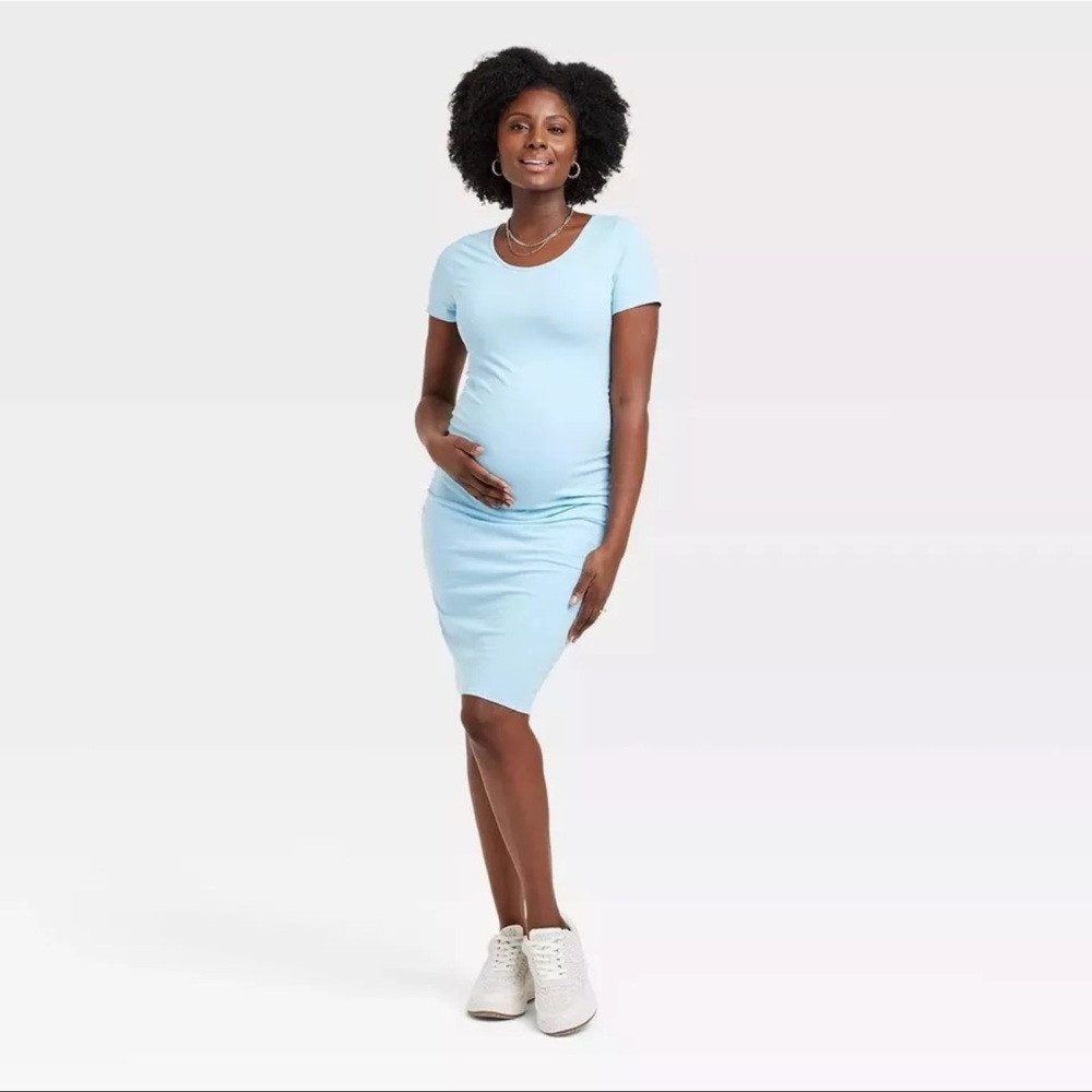 Short Sleeve Essential Midi T-Shirt Maternity Dress